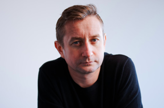 Чекають вечора люди схожі на равликів